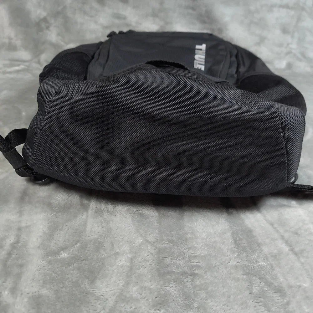 Thule bag gently